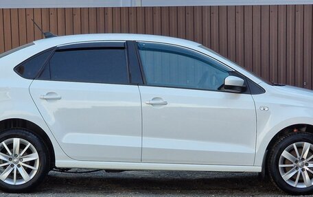 Volkswagen Polo VI (EU Market), 2018 год, 1 225 000 рублей, 2 фотография