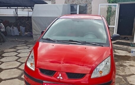 Mitsubishi Colt VI рестайлинг, 2006 год, 350 000 рублей, 1 фотография