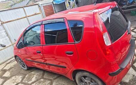 Mitsubishi Colt VI рестайлинг, 2006 год, 350 000 рублей, 2 фотография