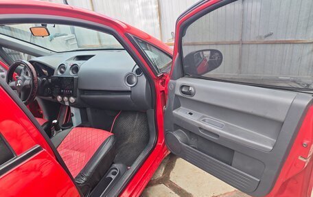 Mitsubishi Colt VI рестайлинг, 2006 год, 350 000 рублей, 11 фотография