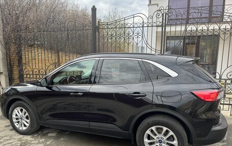 Ford Kuga III, 2022 год, 2 159 000 рублей, 2 фотография