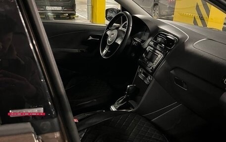 Volkswagen Polo VI (EU Market), 2014 год, 800 000 рублей, 19 фотография