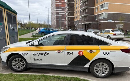 Hyundai Sonata VII, 2019 год, 1 100 000 рублей, 5 фотография