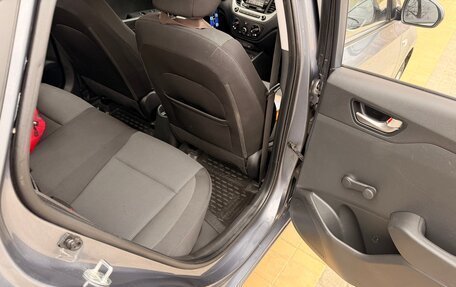 Hyundai Solaris II рестайлинг, 2017 год, 1 100 000 рублей, 12 фотография