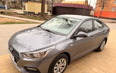 Hyundai Solaris II рестайлинг, 2017 год, 1 100 000 рублей, 8 фотография