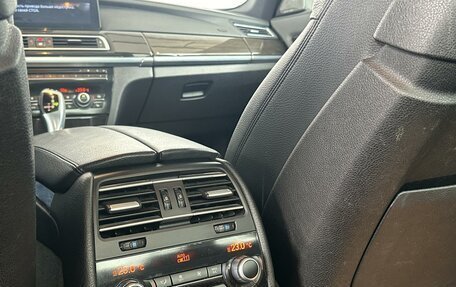 BMW 7 серия, 2015 год, 2 320 000 рублей, 22 фотография