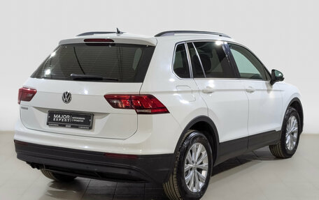 Volkswagen Tiguan II, 2020 год, 2 600 000 рублей, 5 фотография