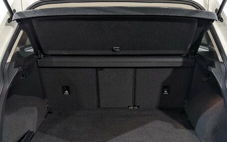 Volkswagen Tiguan II, 2020 год, 2 600 000 рублей, 10 фотография