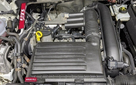 Volkswagen Tiguan II, 2020 год, 2 600 000 рублей, 9 фотография