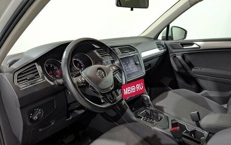 Volkswagen Tiguan II, 2020 год, 2 600 000 рублей, 15 фотография