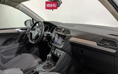 Volkswagen Tiguan II, 2020 год, 2 600 000 рублей, 13 фотография