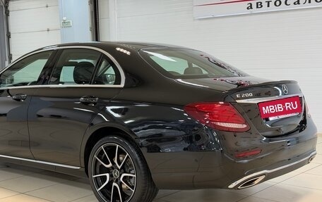 Mercedes-Benz E-Класс, 2017 год, 2 550 000 рублей, 11 фотография