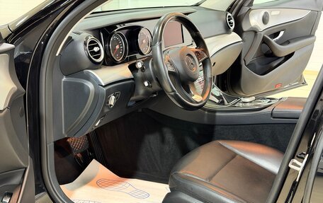 Mercedes-Benz E-Класс, 2017 год, 2 550 000 рублей, 16 фотография