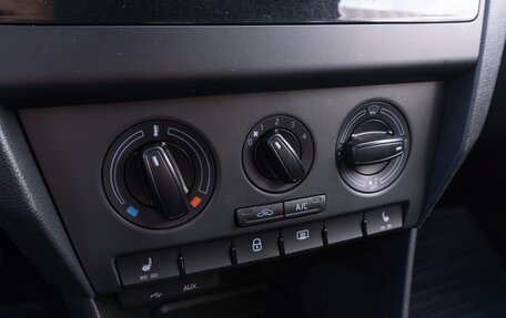 Skoda Rapid I, 2016 год, 999 999 рублей, 18 фотография