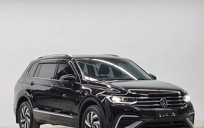 Volkswagen Tiguan II, 2022 год, 2 570 000 рублей, 1 фотография