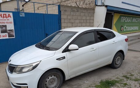 KIA Rio III рестайлинг, 2015 год, 450 000 рублей, 1 фотография