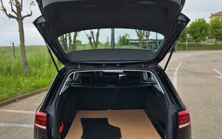Volkswagen Passat B8 рестайлинг, 2023 год, 2 264 959 рублей, 13 фотография