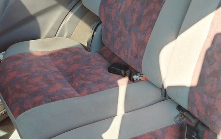 Nissan Terrano II рестайлинг, 1997 год, 450 000 рублей, 12 фотография