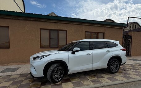 Toyota Highlander, 2025 год, 5 150 000 рублей, 3 фотография