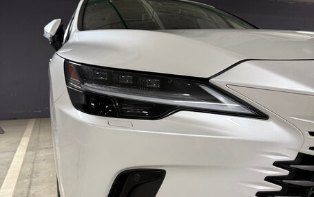 Lexus RX IV рестайлинг, 2023 год, 7 900 000 рублей, 6 фотография