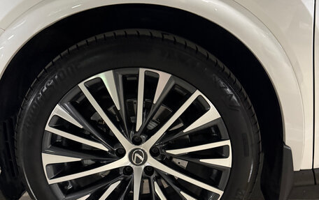 Lexus RX IV рестайлинг, 2023 год, 7 900 000 рублей, 18 фотография