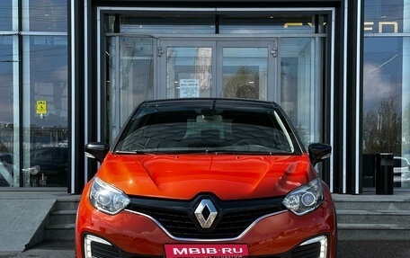 Renault Kaptur I рестайлинг, 2017 год, 1 670 000 рублей, 2 фотография