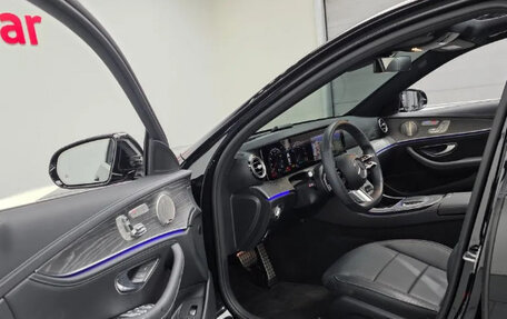 Mercedes-Benz E-Класс, 2022 год, 5 350 000 рублей, 7 фотография