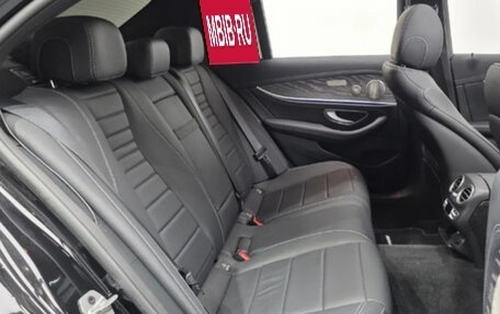 Mercedes-Benz E-Класс, 2022 год, 5 350 000 рублей, 18 фотография