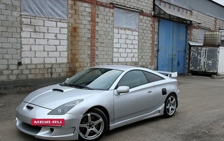 Toyota Celica VII рестайлинг, 2003 год, 2 000 000 рублей, 2 фотография
