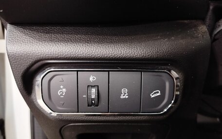 Haval Jolion, 2023 год, 1 950 000 рублей, 19 фотография