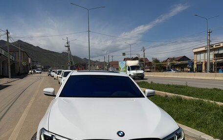 BMW 5 серия, 2021 год, 4 530 000 рублей, 2 фотография