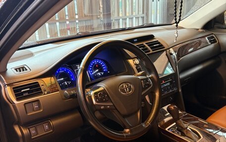 Toyota Camry, 2016 год, 2 200 000 рублей, 9 фотография