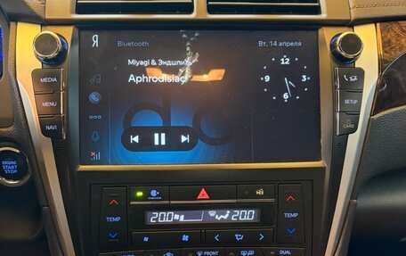 Toyota Camry, 2016 год, 2 200 000 рублей, 13 фотография