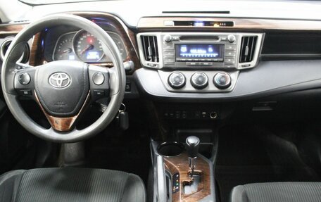 Toyota RAV4, 2015 год, 1 920 000 рублей, 20 фотография