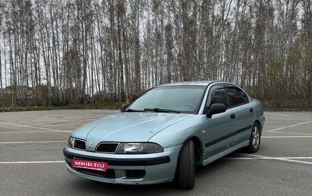 Mitsubishi Carisma I, 2002 год, 230 000 рублей, 1 фотография