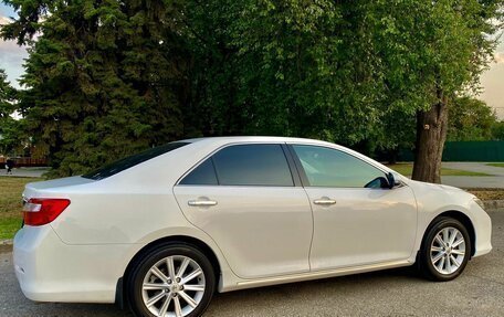 Toyota Camry, 2013 год, 1 870 000 рублей, 4 фотография