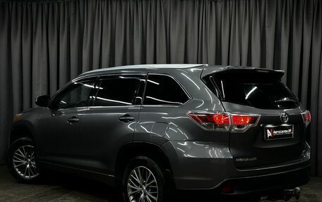 Toyota Highlander III, 2015 год, 2 199 777 рублей, 2 фотография