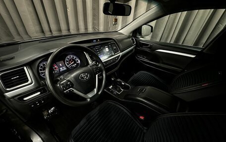 Toyota Highlander III, 2015 год, 2 199 777 рублей, 11 фотография