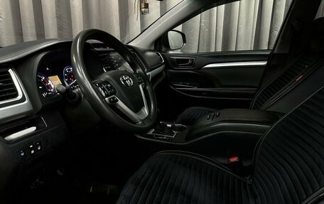 Toyota Highlander III, 2015 год, 2 199 777 рублей, 6 фотография