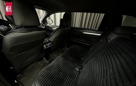 Toyota Highlander III, 2015 год, 2 199 777 рублей, 24 фотография