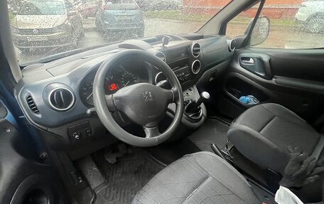 Peugeot Partner II рестайлинг 2, 2010 год, 525 000 рублей, 7 фотография