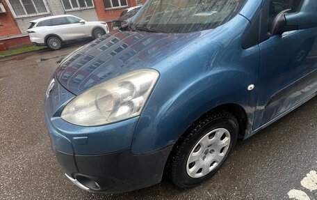 Peugeot Partner II рестайлинг 2, 2010 год, 525 000 рублей, 2 фотография