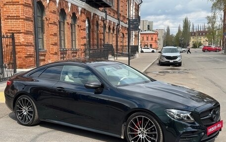 Mercedes-Benz E-Класс, 2017 год, 4 200 000 рублей, 2 фотография