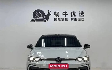 Volkswagen Golf VIII, 2022 год, 1 900 000 рублей, 2 фотография