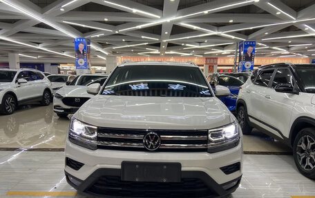 Volkswagen Tharu, 2022 год, 2 048 000 рублей, 2 фотография