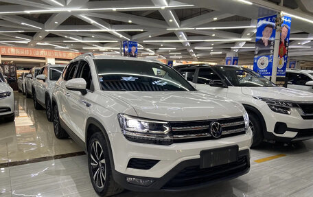 Volkswagen Tharu, 2022 год, 2 048 000 рублей, 3 фотография