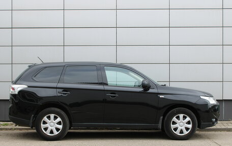 Mitsubishi Outlander III рестайлинг 3, 2012 год, 1 427 000 рублей, 4 фотография