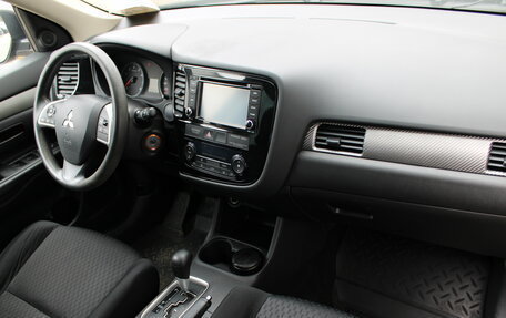 Mitsubishi Outlander III рестайлинг 3, 2012 год, 1 427 000 рублей, 11 фотография