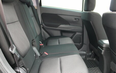 Mitsubishi Outlander III рестайлинг 3, 2012 год, 1 427 000 рублей, 12 фотография
