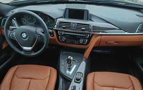 BMW 3 серия, 2017 год, 1 895 000 рублей, 10 фотография